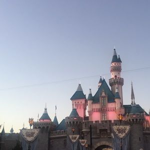 Meet your Posher, Nia